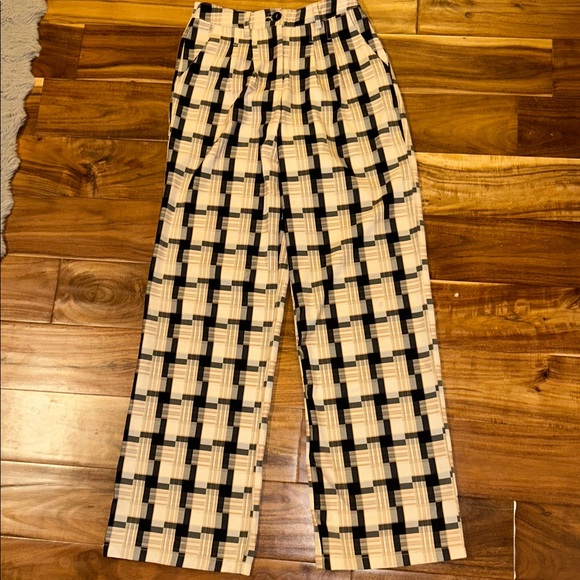 Geometric Patterned Pants - Picture 5 of 7